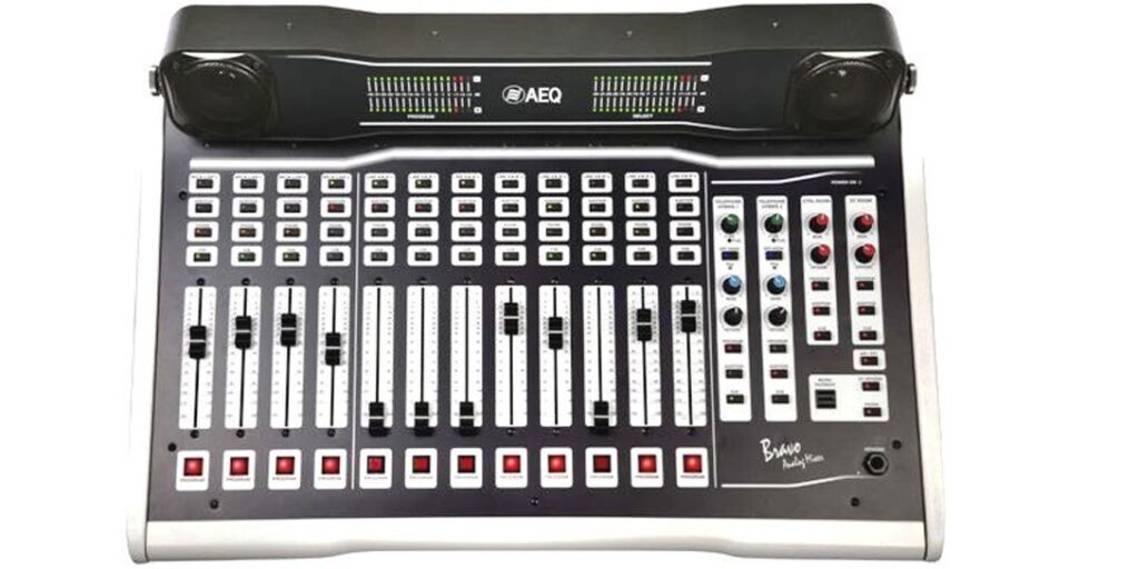 BRAVO TT AEQ | Consola on Air